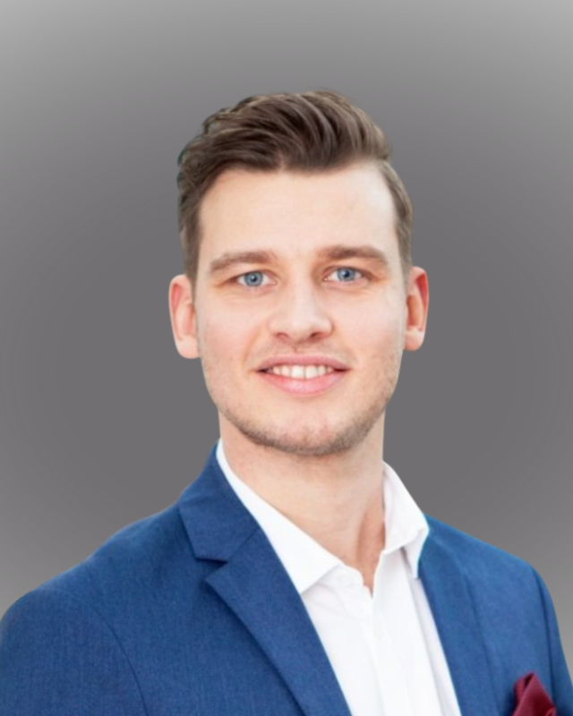 Simen Tønsberg Norway Headshot Grey